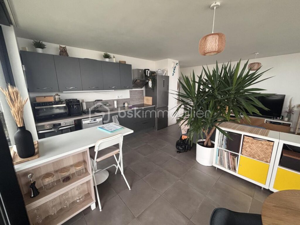 T3 de 68 m² avec TERRASSE de 45 m² et vue exceptionnelle – Bordeaux Euratlantique – 3 pièces – 2 chambres – 68 m²