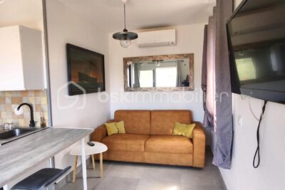 Nouveauté..! Nous vous proposons à la vente une charmante petite maison récente situé à Cauro, à 10 minutes des plages de Porticcio – 3 pièces – 2 chambres – 52 m²