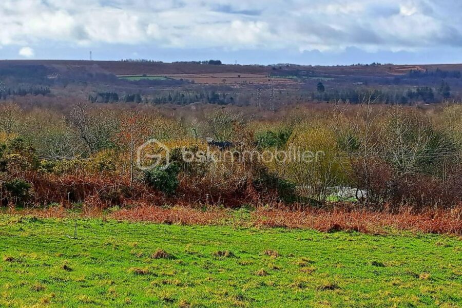 Terrain à vendre à Brennilis