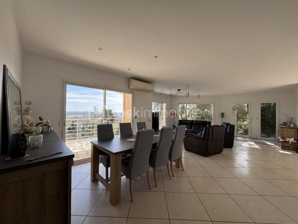 MAISON D’ARCHITECTE SUR RABASTENS – 8 pièces – 5 chambres – 219 m²