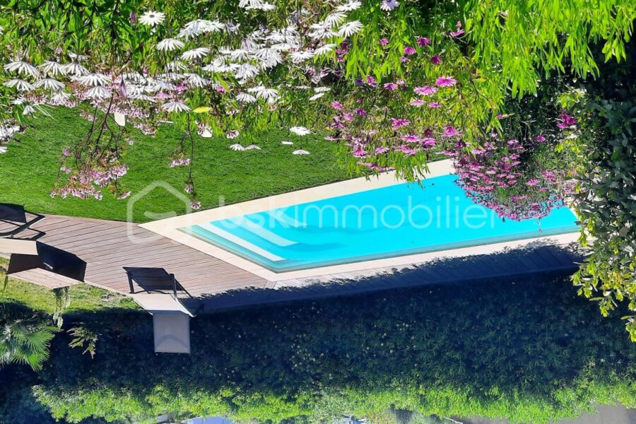 Maison à vendre à Six fours les plages
