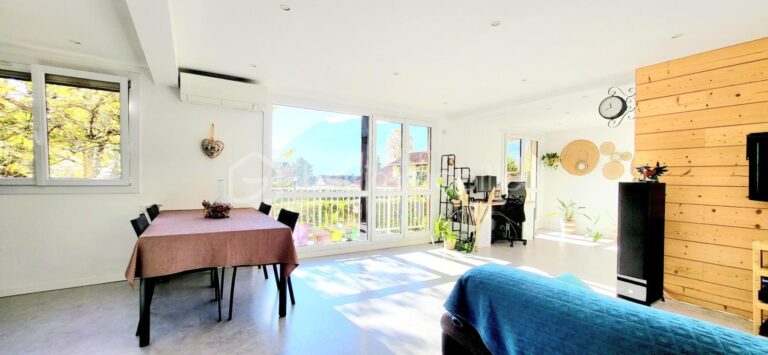 Confort, volumes, modernité, emplacement et annexes ! – 4 pièces – 3 chambres – 108 m²