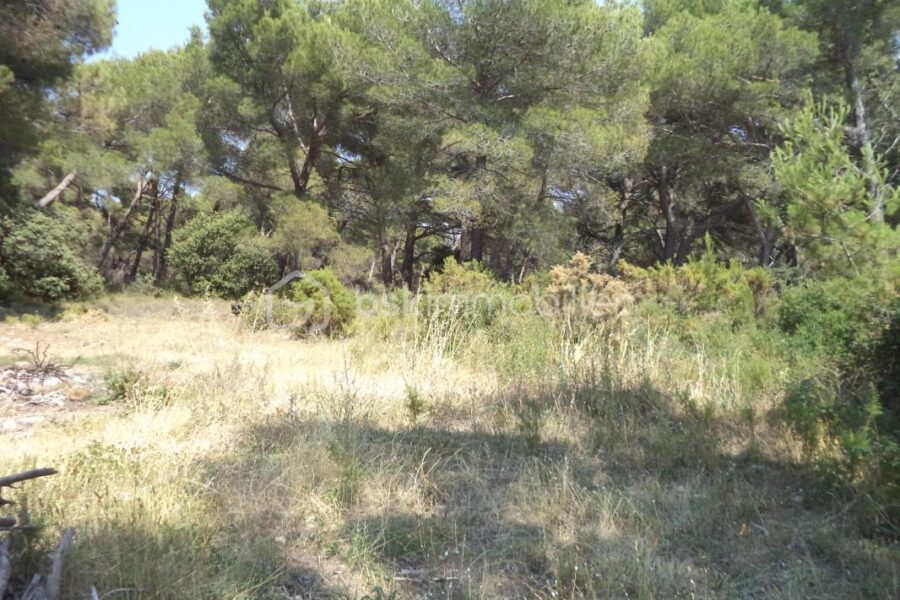 Terrain à vendre à Lambesc