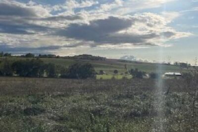 Terrain à vendre à Moncel sur seille