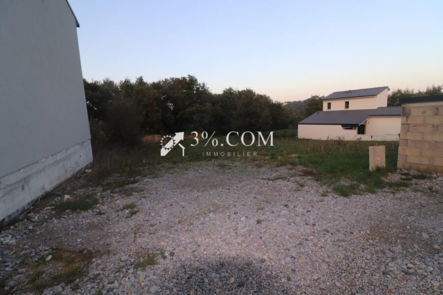 Terrain à vendre à Charmes sur rhone