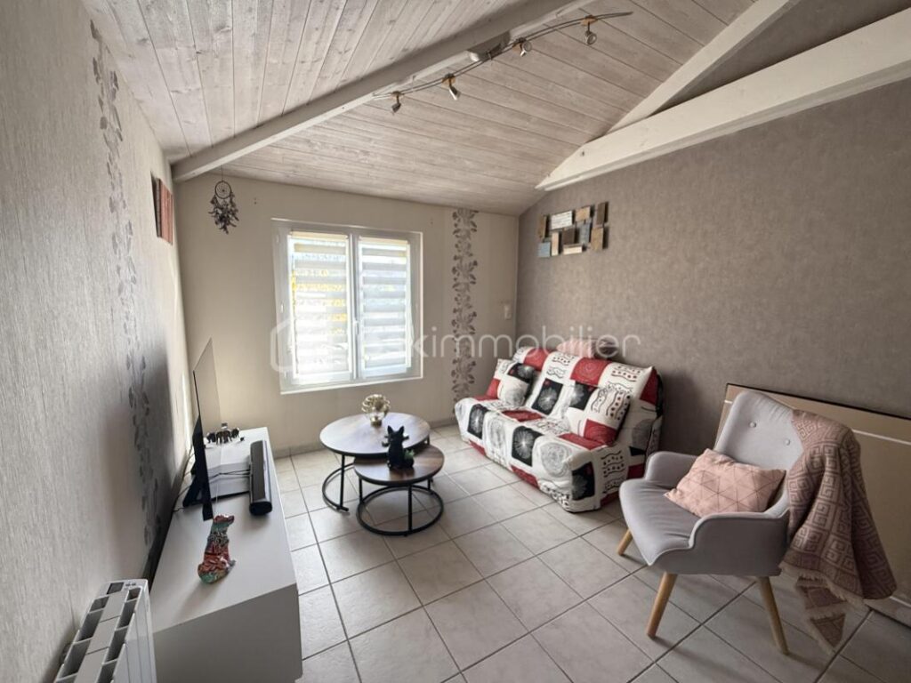 Maison familiale avec piscine chauffée – 7 pièces – 4 chambres – 150 m²