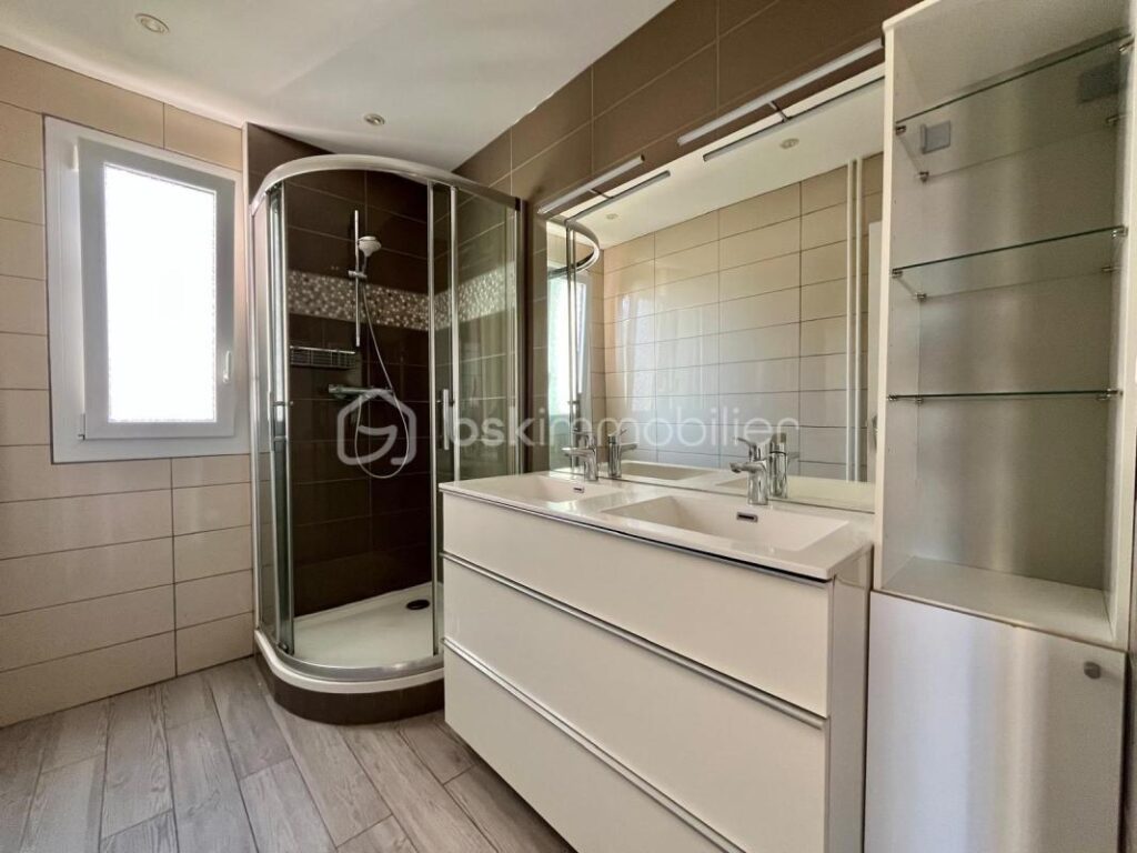 DIJON : Appartement 3 pièces 64m2 – 2 chambres vue dégagée, parking – 3 pièces – 2 chambres – 64 m²