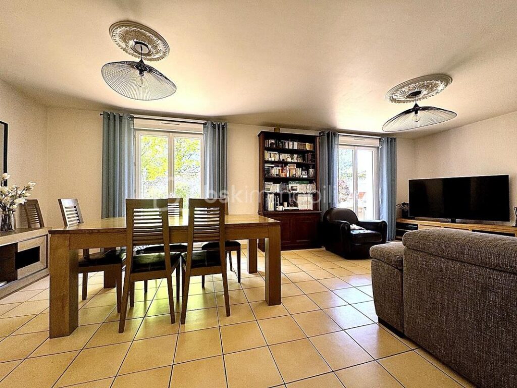 Marolles-en-Hurepoix – 6 pièces – 4 chambres – 178 m²