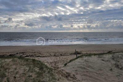 Studio 25m² face à la mer OUEST terrasse 12m² parking – 1 pièce – NR chambres – 25 m²