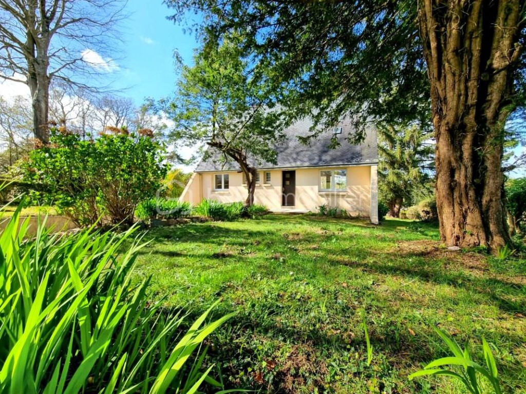 MOELAN SUR MER – Kerfany – Maison 71m2 sur plus de 1500m2 de terrain – 3 pièces – 2 chambres – 71 m²