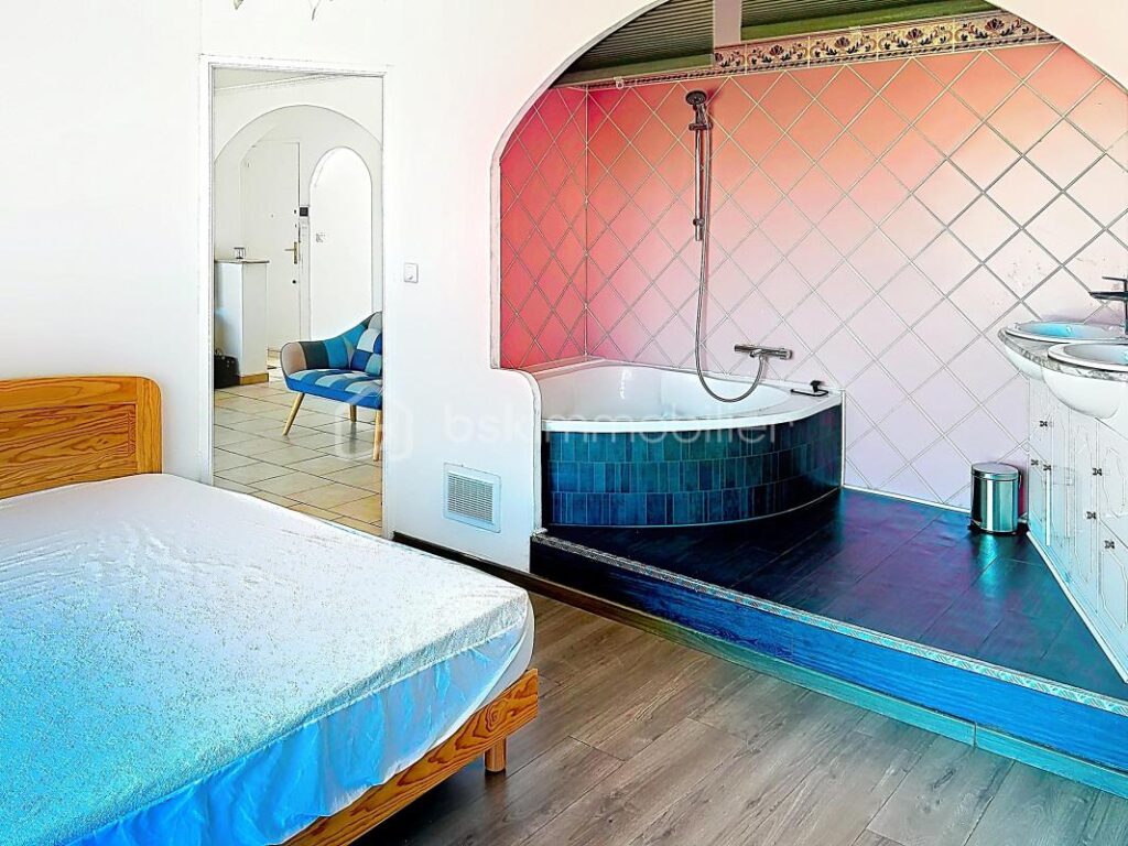 T3 TRAVERSANT AVEC BALCONS – 3 pièces – 2 chambres – 69 m²