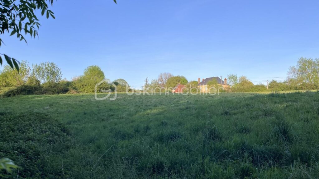 La Dordogne, Commune de Châtres, Terrain, 6600 M² – NR pièces – NR chambres – 6600 m²