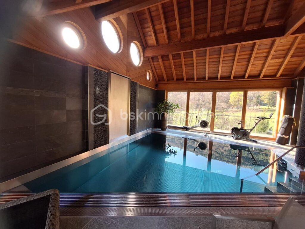 DEMEURE DE PRESTIGE A STOSSWIHR 2.392.000 EUROS – 7 pièces – 4 chambres – 390 m²