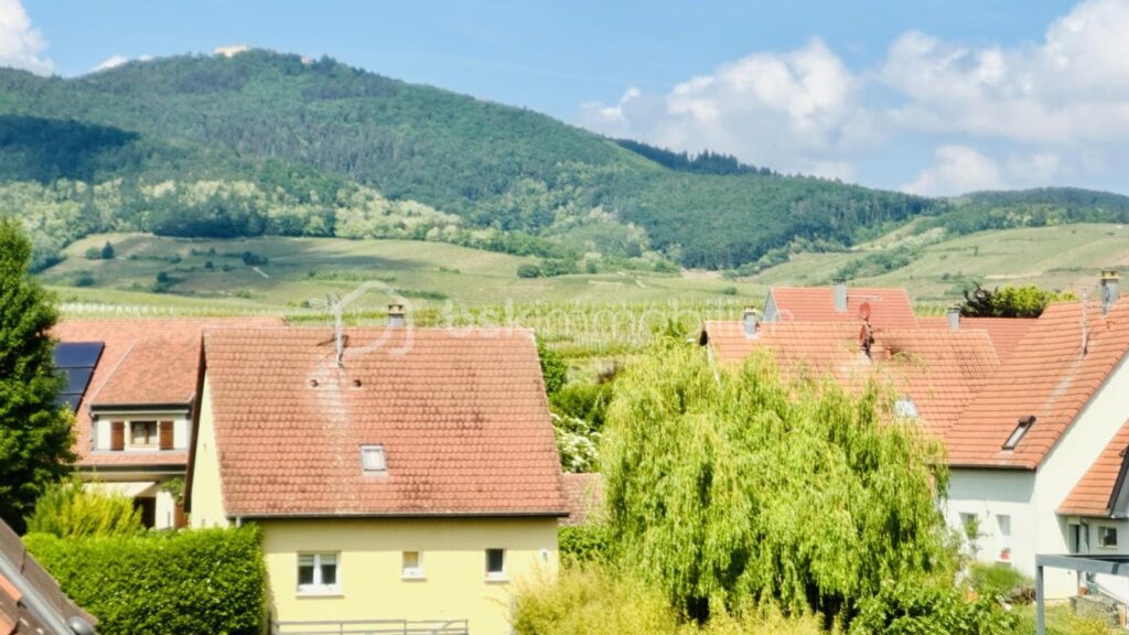 Maison traditionnelle de 1990 – 7 pièces – 5 chambres – 190 m²