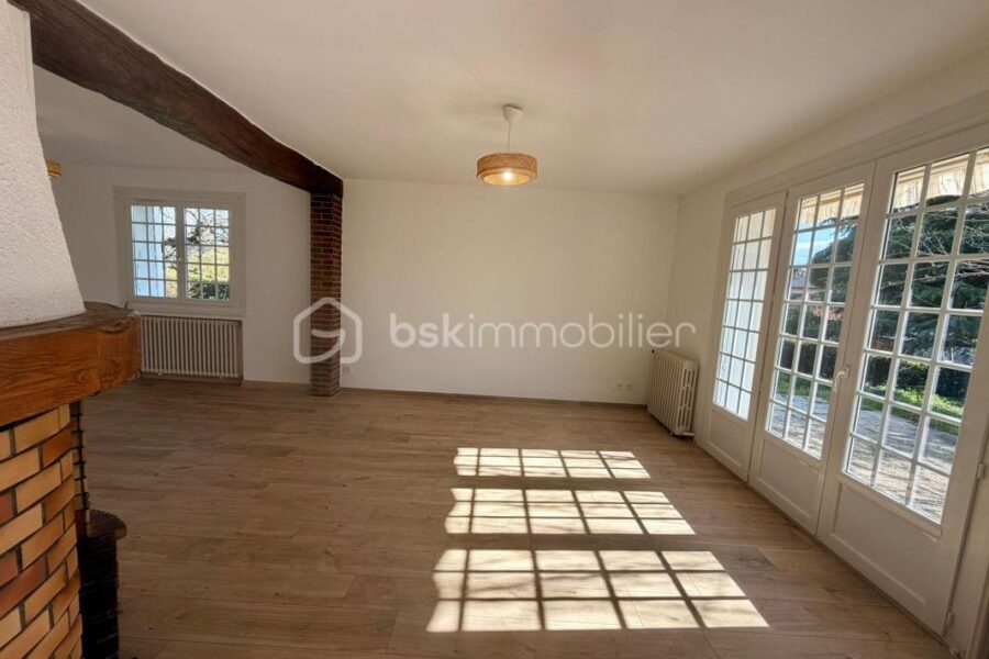 Maison à vendre à Villerest