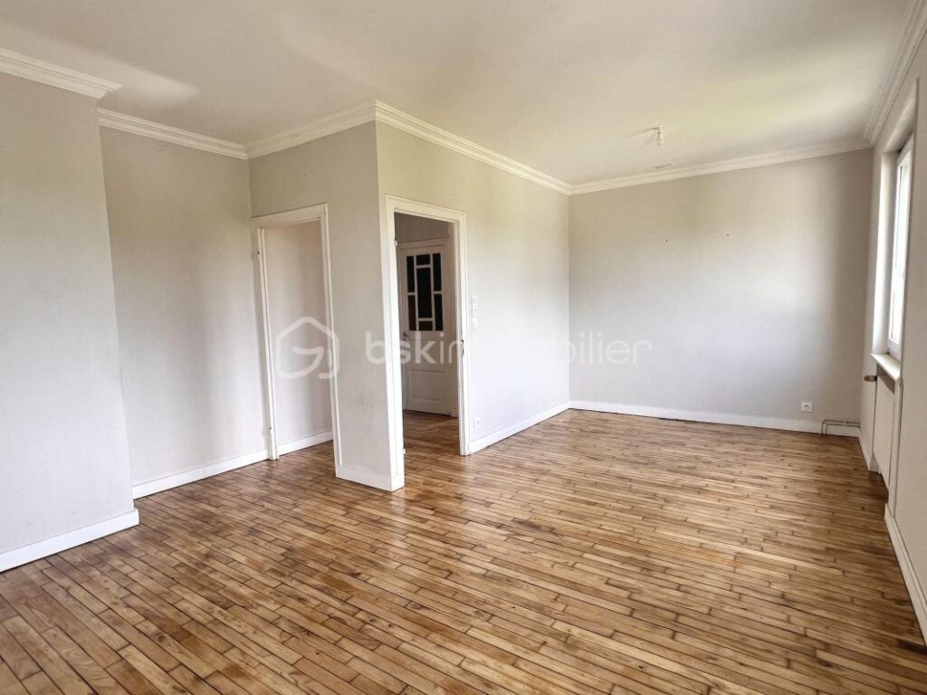 Maison de 4 chambres avec jardin – 4 pièces – 4 chambres – 100 m²