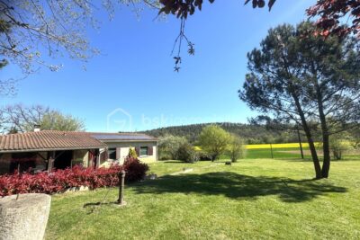 BARRAN – Maison de plain-pied 4 ch sur 4 500 m² – Garage 70m² avec 2 pièces à aménager en studio – 5 pièces – 4 chambres – 122 m²