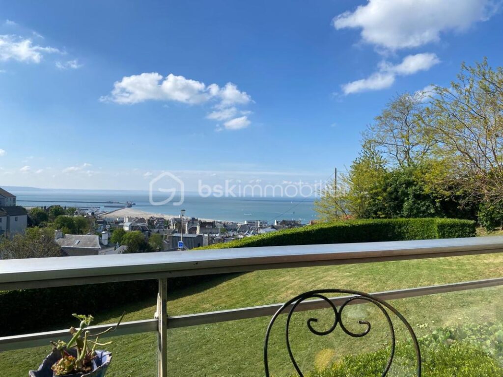 LE HAVRE – LES JARDINS SUSPENDUS – VUE MER – 5 pièces – 3 chambres – 111 m²