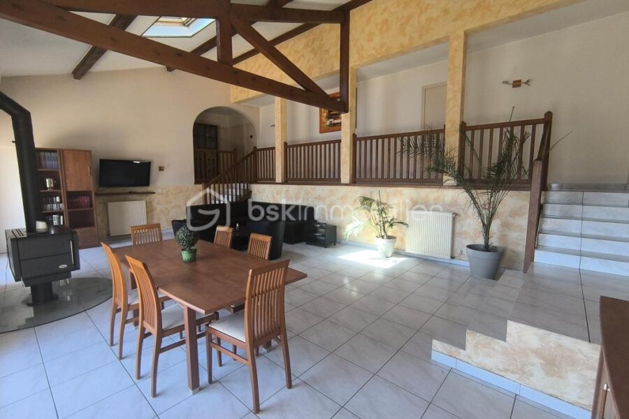 Maison à vendre à Voiron — Vue montagne — photo 4