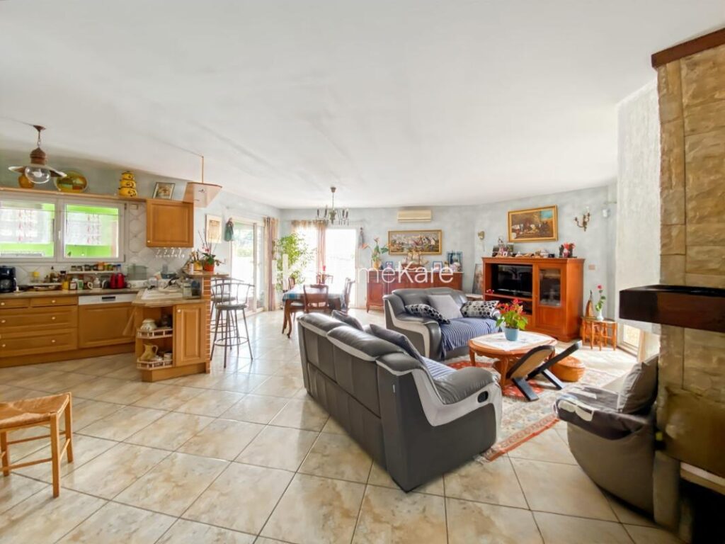 UN COIN TRANQUILLE ! – 6 pièces – 4 chambres – 160 m²