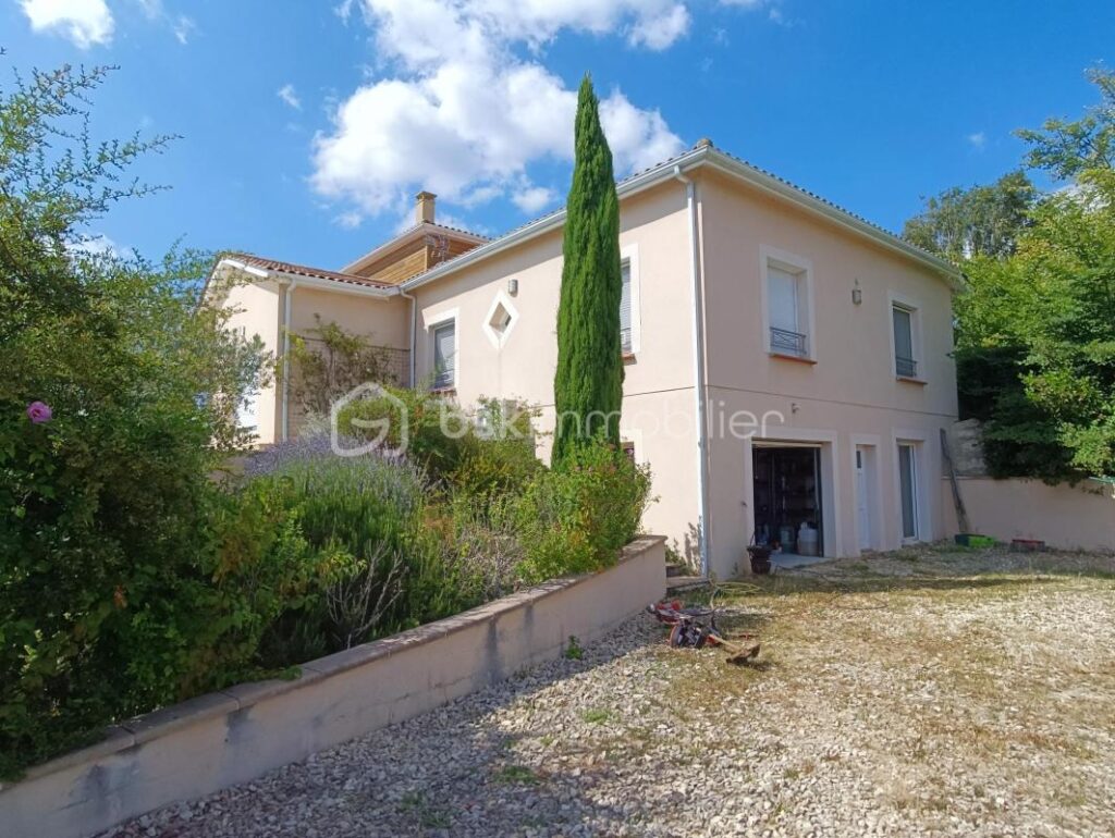 HAVRE DE PAIX : MAISON D&rsquo;ARCHITECTE AVEC VUE IMPRENABLE – 7 pièces – 6 chambres – 220 m²