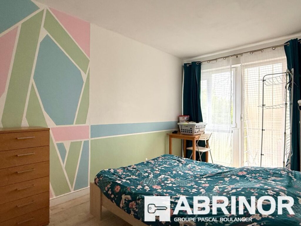 Superbe T4 traversant 81 m² — vue étang & tour Perret, plein sud | Résidence Parc de Beauvillé, Amiens – 4 pièces – 3 chambres – 81 m²