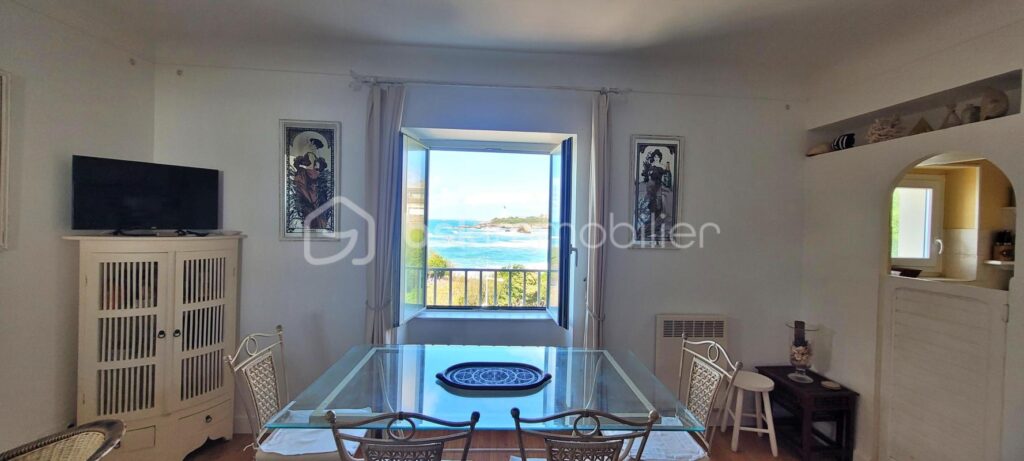 BIARRITZ PLACE SAINTE EUGENIE – 3 pièces – 2 chambres – 54 m²