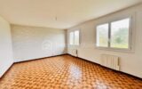Maison 5 chambres, vie de plain-pied, sous-sol complet – 6 pièces – 5 chambres – 115 m²