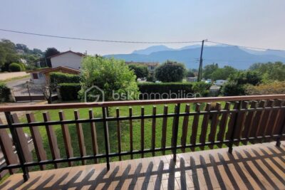 Saint Jean de Moirans Maison Individuelle 380 000 € – 6 pièces – 4 chambres – 180 m²