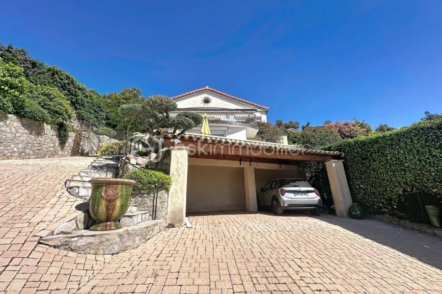 Maison à vendre à Mandelieu la napoule