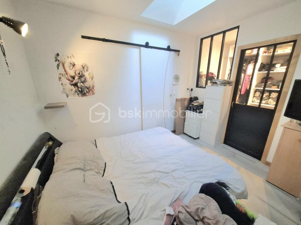 Maison T5 avec terrain clos – 4 pièces – 3 chambres – 99 m²
