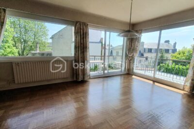 LES GOBELINS / APPARTEMENT DE 100M² / GARAGE / CAVE – 4 pièces – 2 chambres – 100 m²