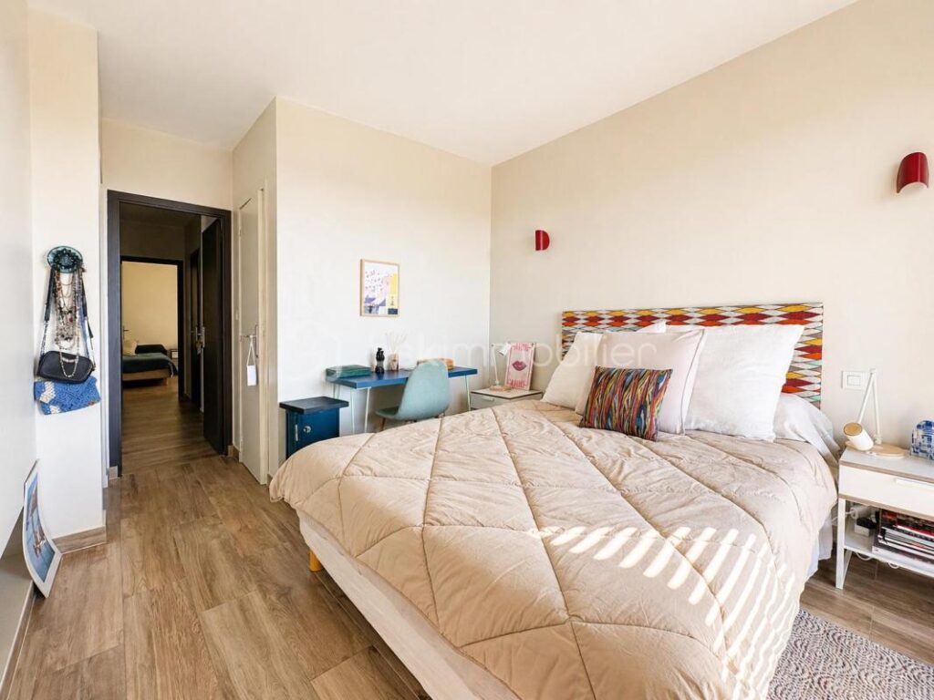Vous recherchez un cadre de vie exceptionnel ? Ne cherchez plus… cette pépite se trouve à Grasse – 4 pièces – 3 chambres – 91 m²