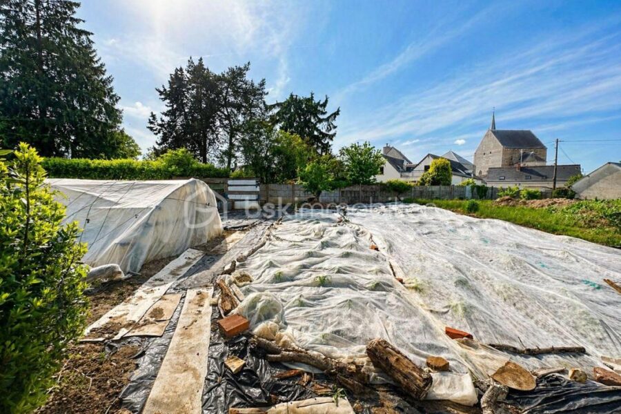 Terrain à vendre à Saint laurent en gatines