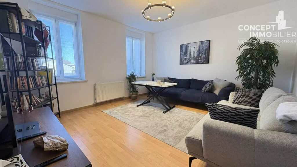 Immeuble à vendre Uckange – 8 pièces – 5 chambres – 202 m²