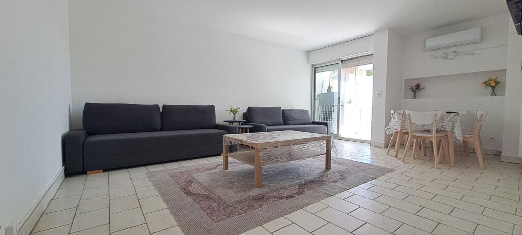 Bel Appartement T2 VUE MER – Quartier LA PLAGE 13008 Marseille – réf : 933 – 2 pièces – 1 chambre – 45 m²
