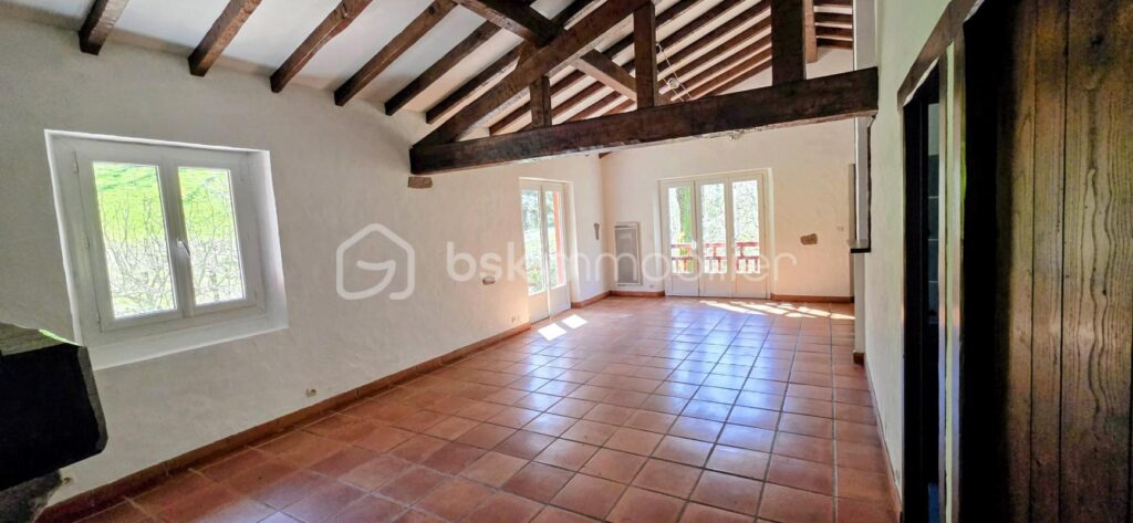 Havre de Paix Absolu face à l’Iparla – 4 pièces – 3 chambres – 118 m²