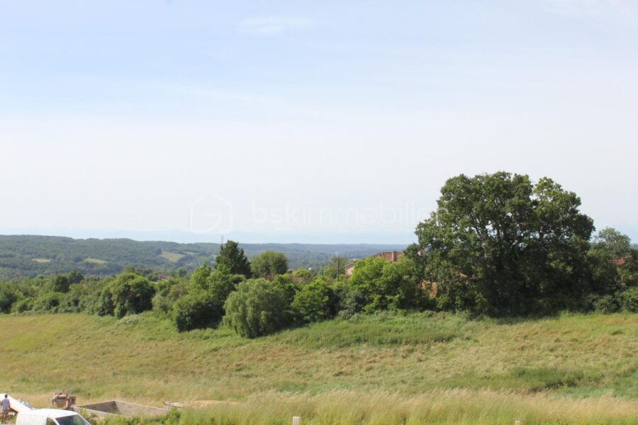 Terrain à vendre à Lasseran