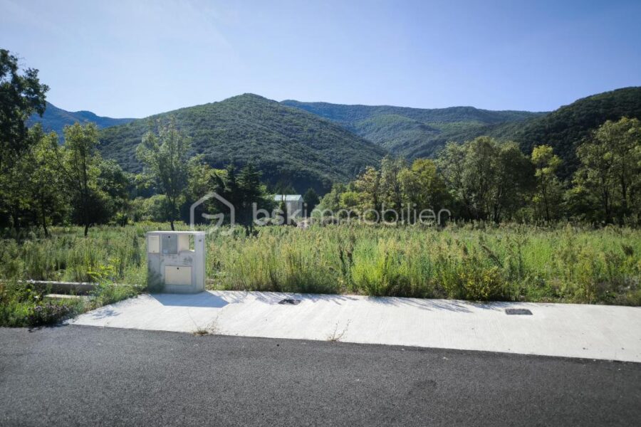 Terrain à vendre à Colombieres sur orb
