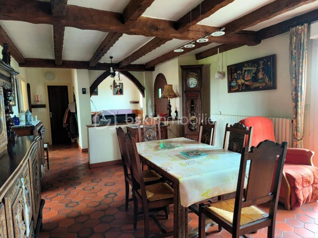 Maison néo-bretonne avec vue mer à Kerlouan – 5 pièces – 3 chambres – 117 m²