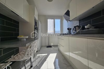 Coup de cœur T5 à découvrir sur la commune du Pont-de-Claix – 5 pièces – 3 chambres – 90 m²