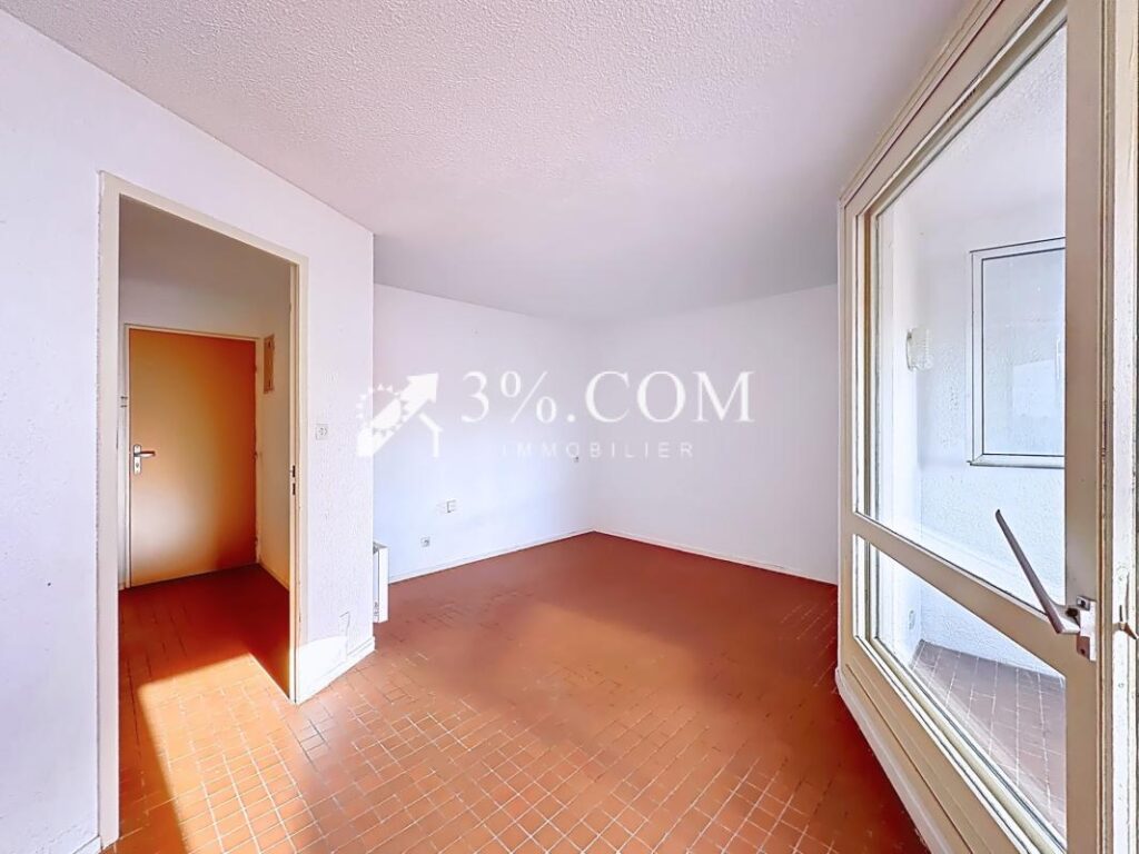 Appartement T2- belle vue sur le Port & les bateaux – parkin – 3 pièces – 1 chambre – 43 m²