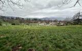 🏡 Terrain constructible avec projet de maison – cadre exceptionnel – NR pièces – NR chambres – 3200 m²