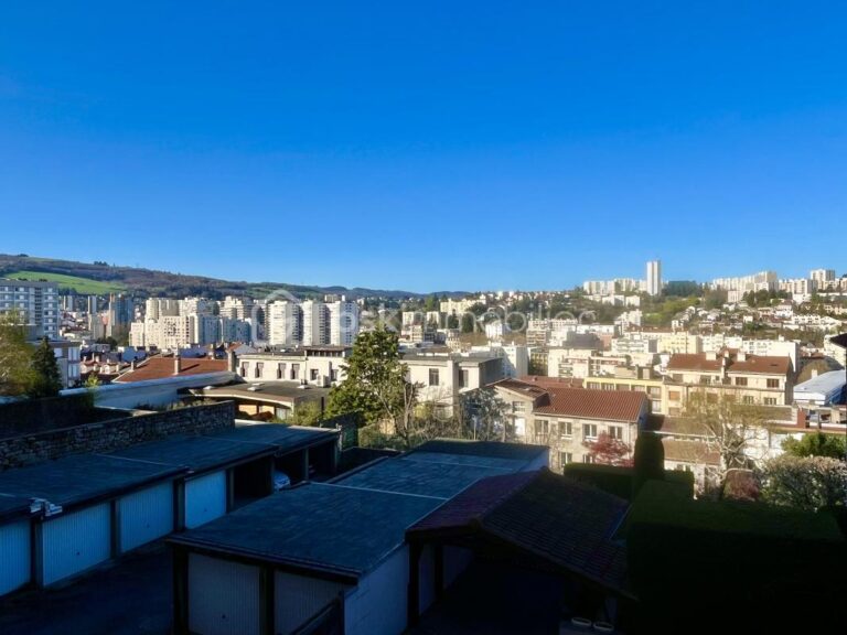 VIVARAIZE Lumineux appartement T3 de 82 m2 – 3 pièces – 2 chambres – 82 m²