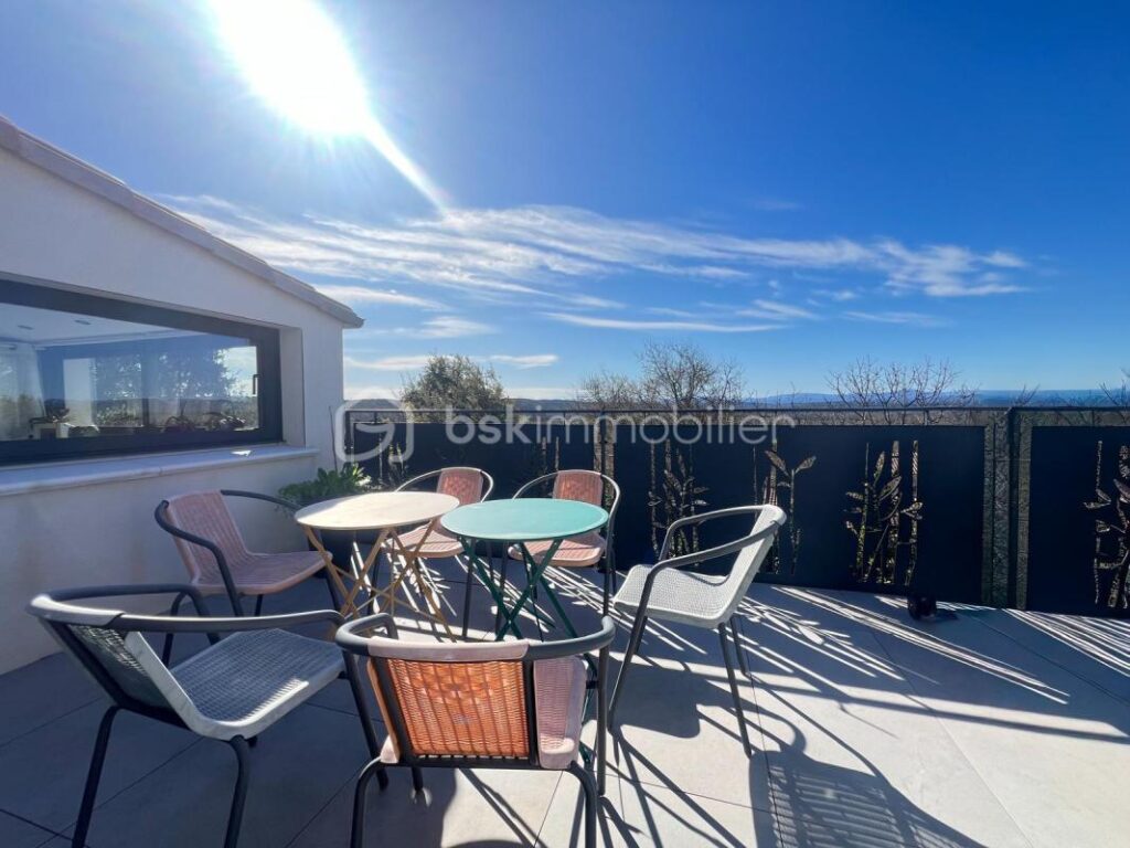 DOMAINE D’EXCEPTION 215m² – VUE CÉVENNES – SPA & GÎTE – 8 pièces – 4 chambres – 215 m²