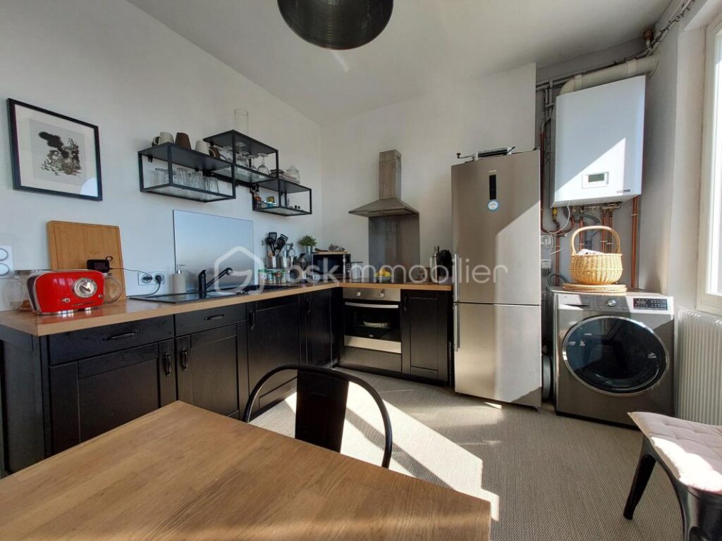 ✨ Appartement T3 avec jardin et vue exceptionnelle à Royat ✨ – 3 pièces – 2 chambres – 65 m²