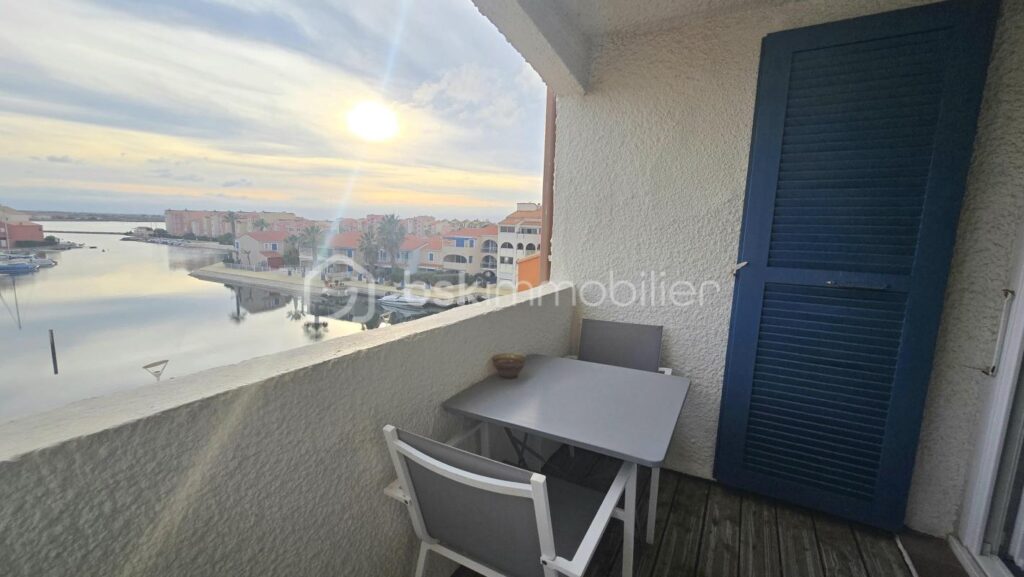 APPARTEMENT VUE ÉTANG ET CANIGOU – 1 pièce – NR chambres – 25 m²