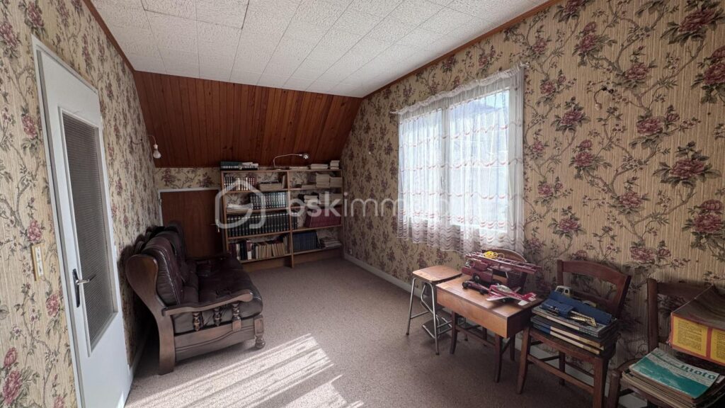 PAVILLON INDEPENDANT SUR SOUS-SOL A RENOVER – 7 pièces – 4 chambres – 122 m²