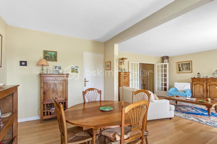 Appartement à vendre à Ville d avray
