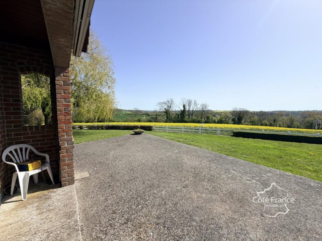 02120 Maison de caractère, cadre privilégié à SAISIR – 7 pièces – 5 chambres – 192 m²